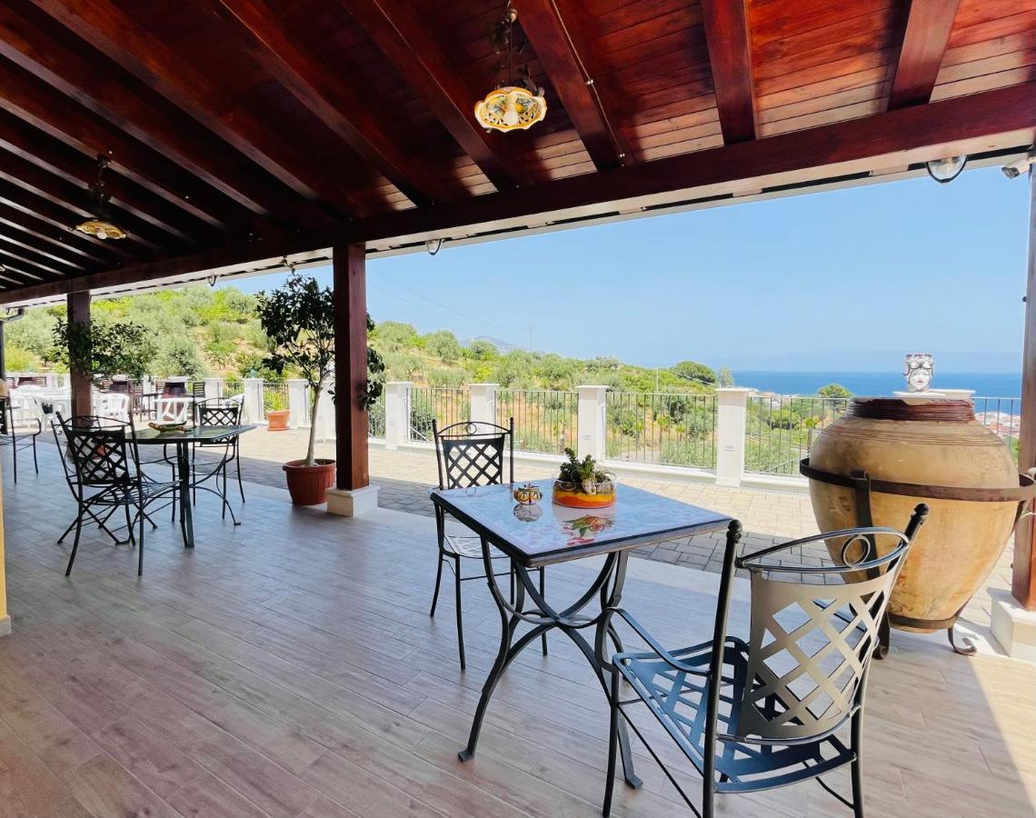 סנטה תרזה די ריבה Agriturismo Bella Vista - Da Carmelo מראה חיצוני תמונה