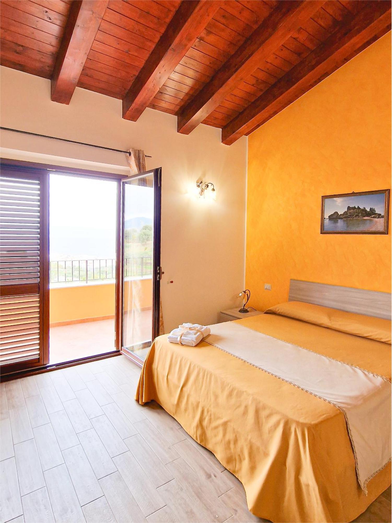 סנטה תרזה די ריבה Agriturismo Bella Vista - Da Carmelo חדר תמונה