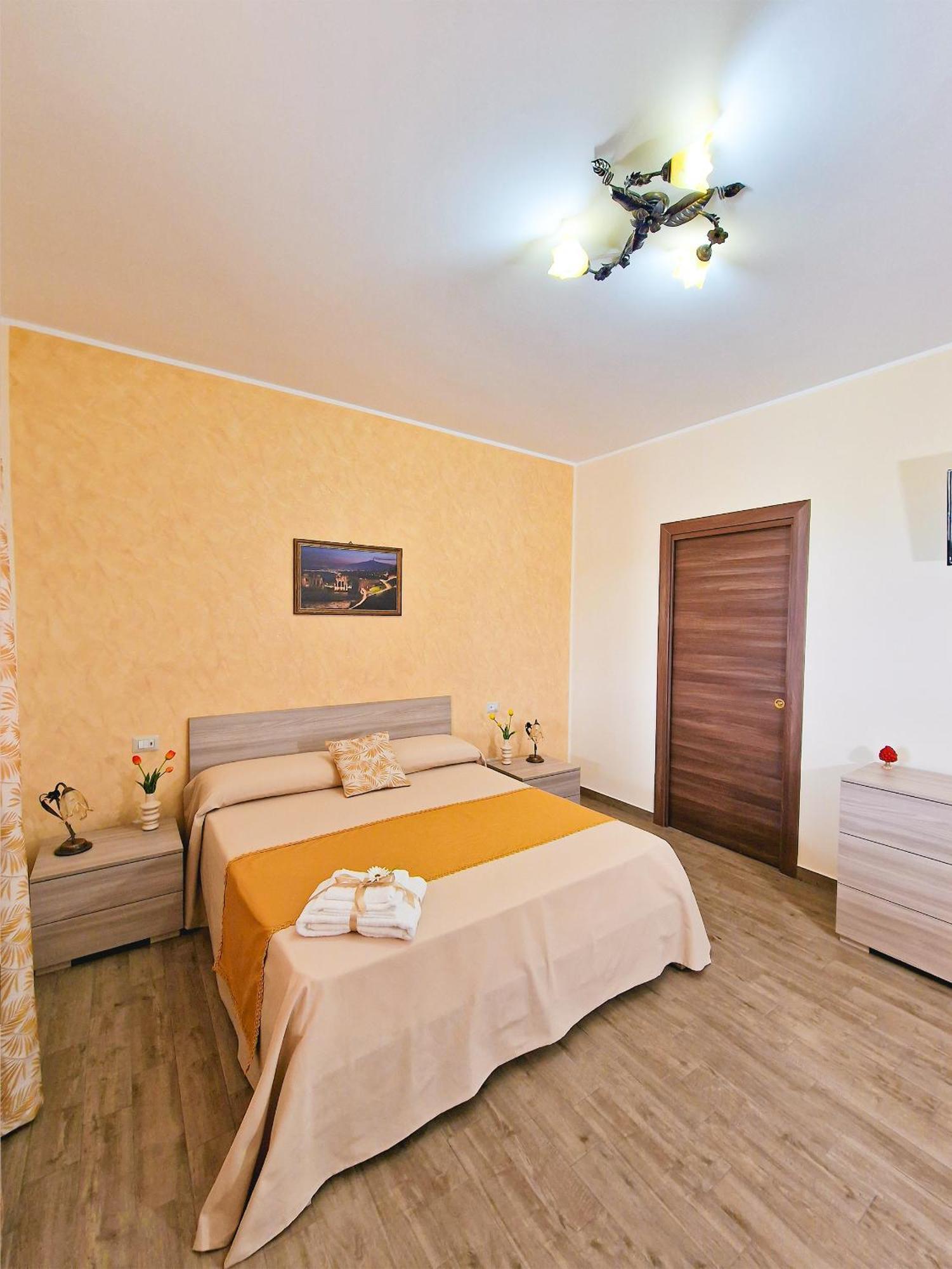 סנטה תרזה די ריבה Agriturismo Bella Vista - Da Carmelo חדר תמונה